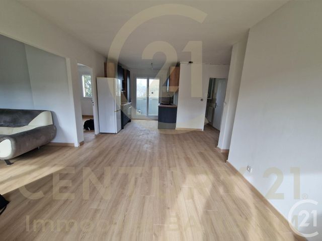 Appartement F3 à vendre - 5 pièces - 63.0 m2 - BOURGOIN JALLIEU - 38 - RHONE-ALPES - Century 21 Immobilier Batigimm