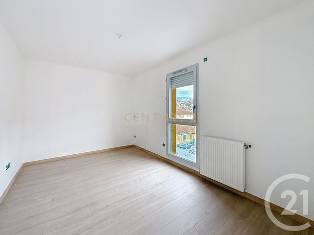 Appartement à vendre - 3 pièces - 72.6 m2 - BOURGOIN JALLIEU - 38 - RHONE-ALPES - Century 21 Immobilier Batigimm