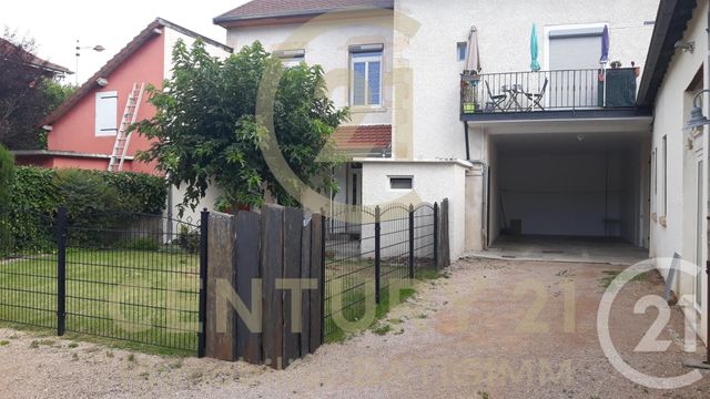 Immeuble à vendre DOMARIN