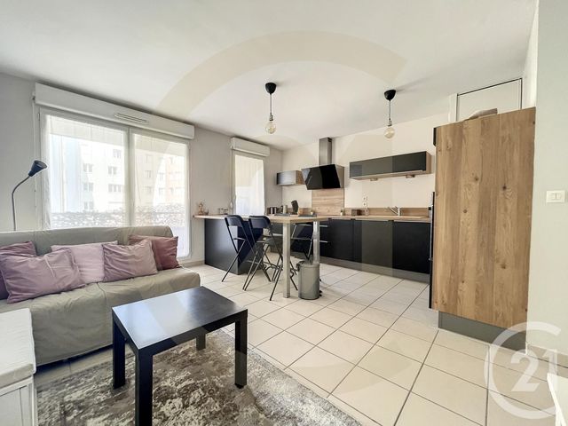 Appartement F2 à vendre - 2 pièces - 42.05 m2 - BOURGOIN JALLIEU - 38 - RHONE-ALPES - Century 21 Immobilier Batigimm
