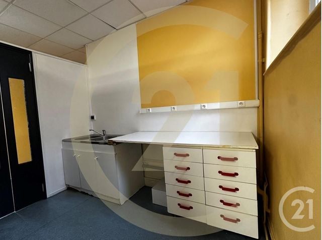 commerce à louer - 124.0 m2 - BOURGOIN JALLIEU - 38 - RHONE-ALPES - Century 21 Immobilier Batigimm