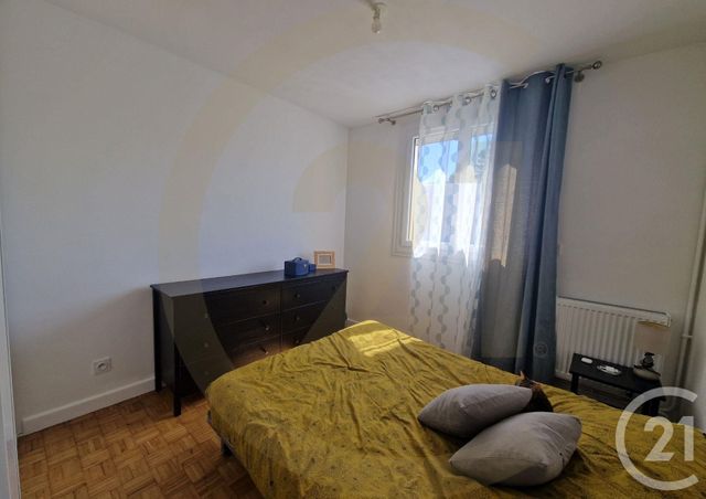 Afficher la photo en grand Appartement à vendre - 4 pièces - 67.88 m2 - BOURGOIN JALLIEU - 38 - RHONE-ALPES - Century 21 Immobilier Batigimm