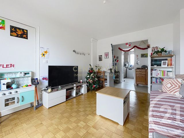 Appartement à vendre - 4 pièces - 67.88 m2 - BOURGOIN JALLIEU - 38 - RHONE-ALPES - Century 21 Immobilier Batigimm