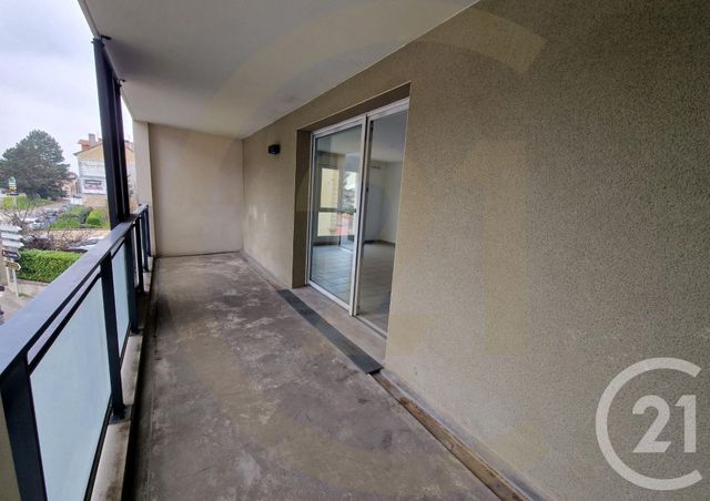 Appartement T3 à vendre - 3 pièces - 68.74 m2 - BOURGOIN JALLIEU - 38 - RHONE-ALPES - Century 21 Immobilier Batigimm