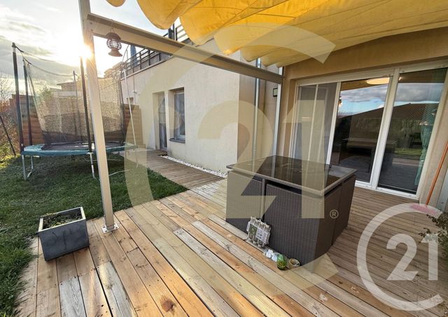 Appartement T3 à louer - 3 pièces - 65.68 m2 - L ISLE D ABEAU - 38 - RHONE-ALPES - Century 21 Immobilier Batigimm