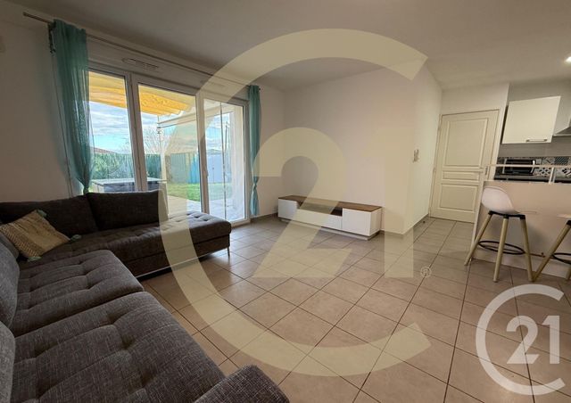 Appartement T3 à louer - 3 pièces - 65.68 m2 - L ISLE D ABEAU - 38 - RHONE-ALPES - Century 21 Immobilier Batigimm