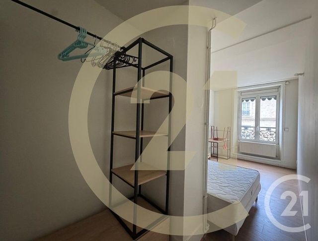 Appartement F1 à louer - 1 pièce - 20.0 m2 - BOURGOIN JALLIEU - 38 - RHONE-ALPES - Century 21 Immobilier Batigimm
