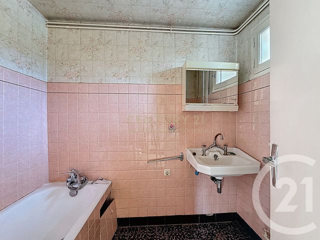 maison à vendre - 4 pièces - 88.69 m2 - RUY MONTCEAU - 38 - RHONE-ALPES - Century 21 Immobilier Batigimm