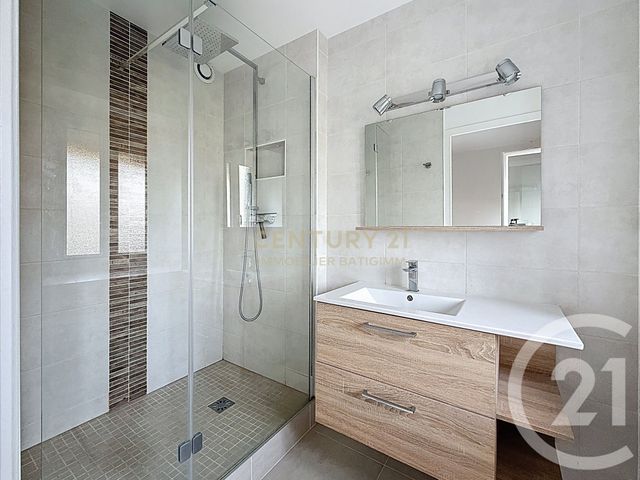 maison à vendre - 6 pièces - 193.0 m2 - BOURGOIN JALLIEU - 38 - RHONE-ALPES - Century 21 Immobilier Batigimm