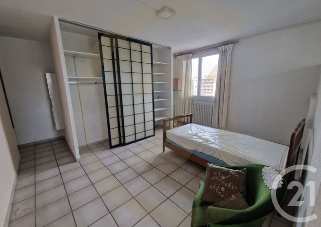 Appartement à vendre - 4 pièces - 103.57 m2 - BOURGOIN JALLIEU - 38 - RHONE-ALPES - Century 21 Immobilier Batigimm