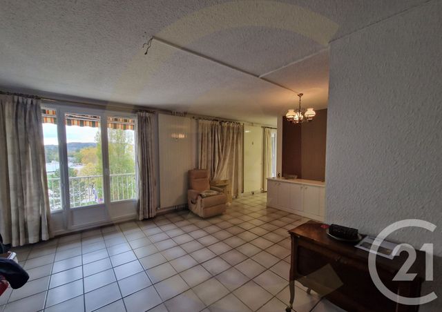 Appartement à vendre - 4 pièces - 103.57 m2 - BOURGOIN JALLIEU - 38 - RHONE-ALPES - Century 21 Immobilier Batigimm