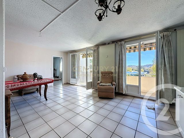 Appartement à vendre - 4 pièces - 103.86 m2 - BOURGOIN JALLIEU - 38 - RHONE-ALPES - Century 21 Immobilier Batigimm