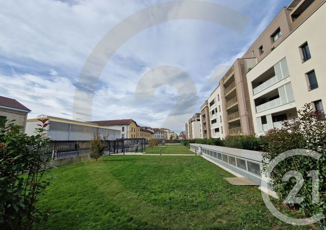 Appartement T2 à vendre - 2 pièces - 43.57 m2 - BOURGOIN JALLIEU - 38 - RHONE-ALPES - Century 21 Immobilier Batigimm