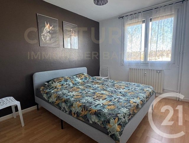 Appartement T4 à louer - 4 pièces - 91.86 m2 - BOURGOIN JALLIEU - 38 - RHONE-ALPES - Century 21 Immobilier Batigimm