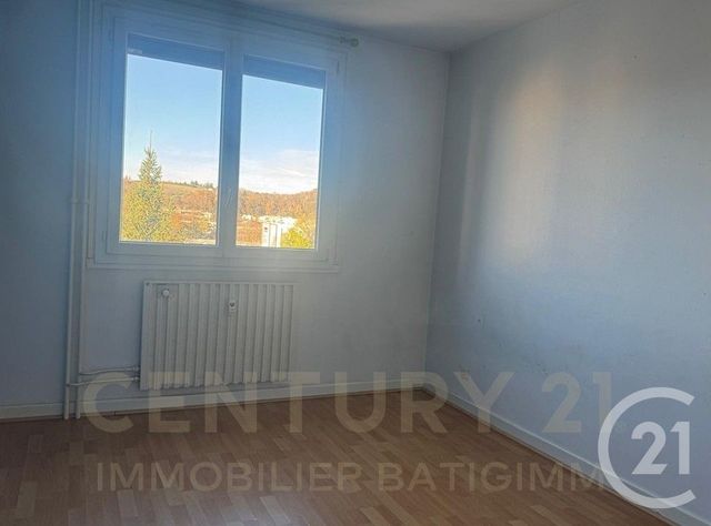 Appartement T4 à louer - 4 pièces - 91.86 m2 - BOURGOIN JALLIEU - 38 - RHONE-ALPES - Century 21 Immobilier Batigimm