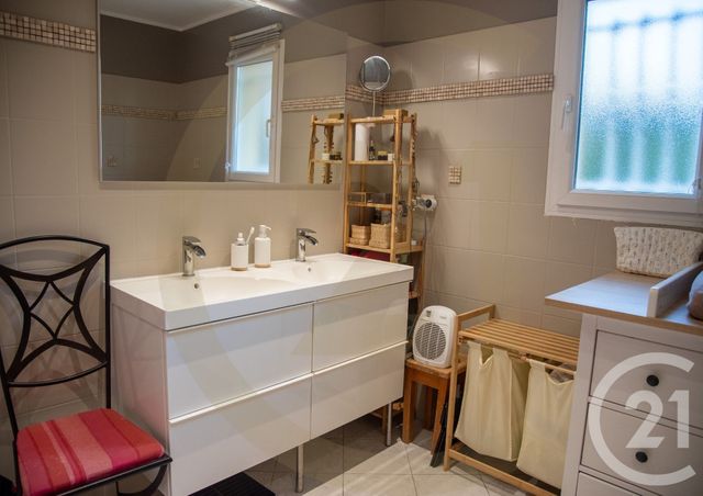 maison à vendre - 5 pièces - 123.0 m2 - BOURGOIN JALLIEU - 38 - RHONE-ALPES - Century 21 Immobilier Batigimm