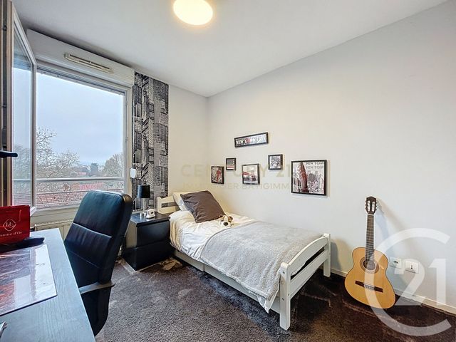 Appartement T3 à vendre - 3 pièces - 59.35 m2 - BOURGOIN JALLIEU - 38 - RHONE-ALPES - Century 21 Immobilier Batigimm