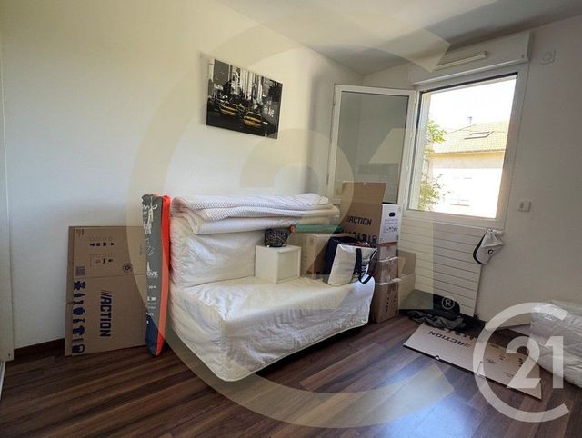 Appartement T3 à louer - 3 pièces - 67.34 m2 - BOURGOIN JALLIEU - 38 - RHONE-ALPES - Century 21 Immobilier Batigimm