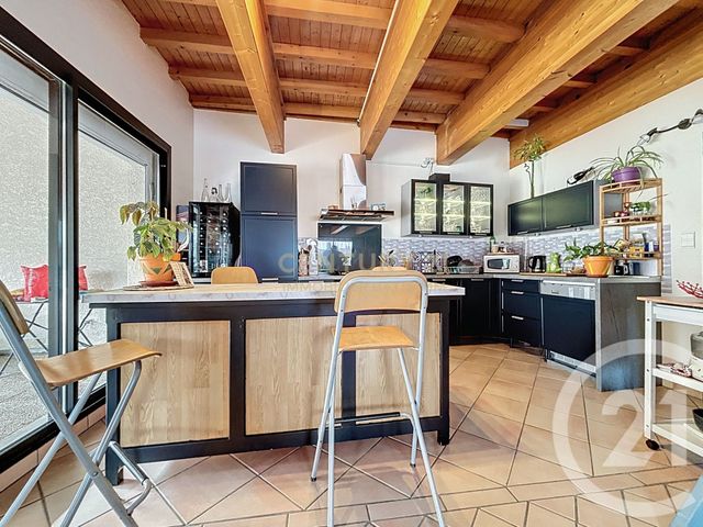 Appartement à vendre - 6 pièces - 155.0 m2 - BOURGOIN JALLIEU - 38 - RHONE-ALPES - Century 21 Immobilier Batigimm