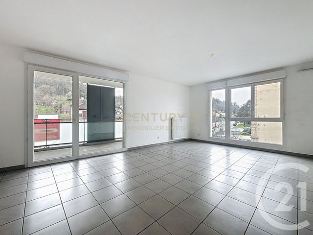 Appartement T3 à louer - 3 pièces - 68.74 m2 - BOURGOIN JALLIEU - 38 - RHONE-ALPES - Century 21 Immobilier Batigimm