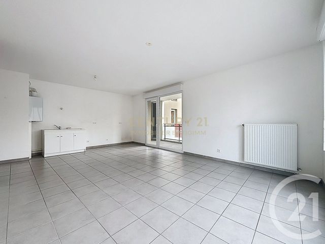 Appartement T3 à louer - 3 pièces - 68.74 m2 - BOURGOIN JALLIEU - 38 - RHONE-ALPES - Century 21 Immobilier Batigimm