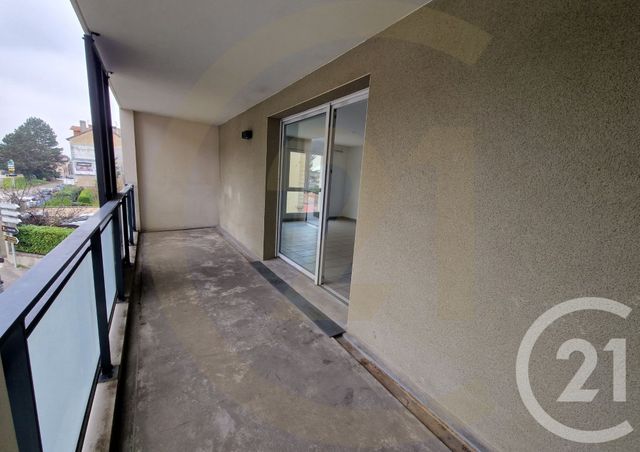 Appartement T3 à louer - 3 pièces - 68.74 m2 - BOURGOIN JALLIEU - 38 - RHONE-ALPES - Century 21 Immobilier Batigimm