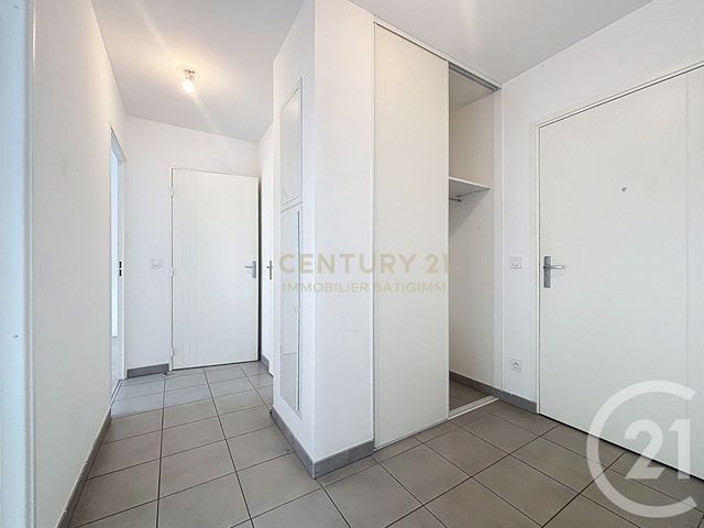 Appartement T3 à louer - 3 pièces - 68.74 m2 - BOURGOIN JALLIEU - 38 - RHONE-ALPES - Century 21 Immobilier Batigimm