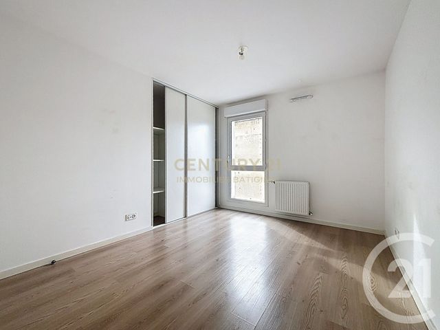Appartement T3 à louer - 3 pièces - 68.74 m2 - BOURGOIN JALLIEU - 38 - RHONE-ALPES - Century 21 Immobilier Batigimm