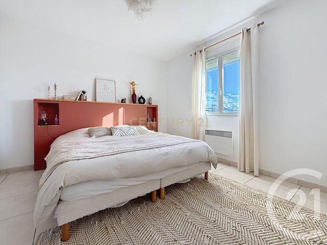 maison à louer - 4 pièces - 100.0 m2 - BOURGOIN JALLIEU - 38 - RHONE-ALPES - Century 21 Immobilier Batigimm