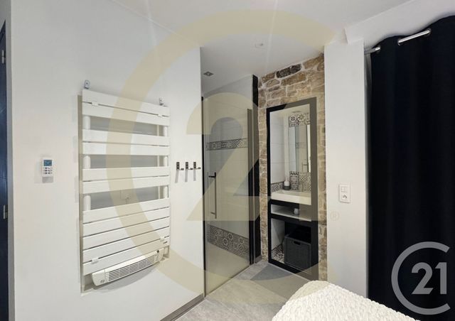 Appartement T2 à louer - 2 pièces - 30.29 m2 - ST ALBAN DE ROCHE - 38 - RHONE-ALPES - Century 21 Immobilier Batigimm