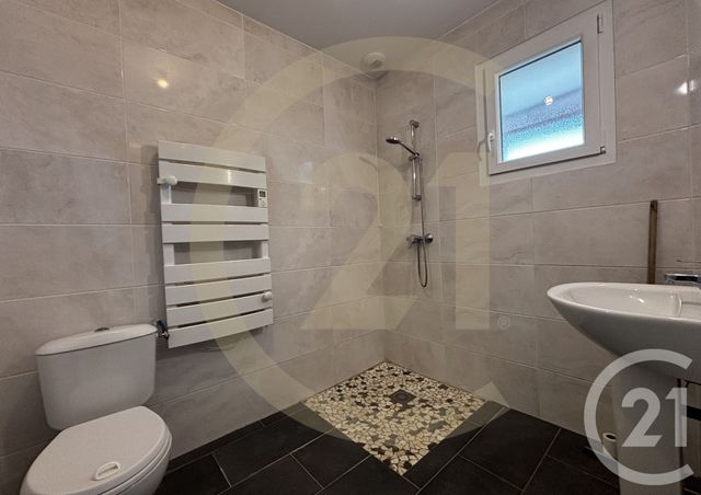 maison à louer - 4 pièces - 112.88 m2 - BOURGOIN JALLIEU - 38 - RHONE-ALPES - Century 21 Immobilier Batigimm