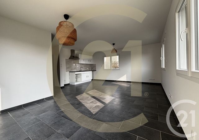 maison à louer - 4 pièces - 112.88 m2 - BOURGOIN JALLIEU - 38 - RHONE-ALPES - Century 21 Immobilier Batigimm