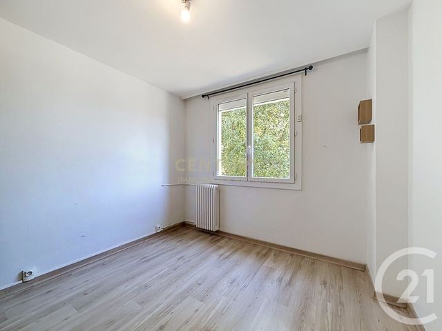 Appartement T3 à vendre - 4 pièces - 67.5 m2 - BOURGOIN JALLIEU - 38 - RHONE-ALPES - Century 21 Immobilier Batigimm