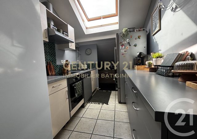 Appartement T3 à vendre - 3 pièces - 86.42 m2 - BOURGOIN JALLIEU - 38 - RHONE-ALPES - Century 21 Immobilier Batigimm