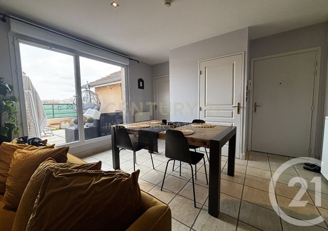 Appartement T3 à vendre - 3 pièces - 86.42 m2 - BOURGOIN JALLIEU - 38 - RHONE-ALPES - Century 21 Immobilier Batigimm