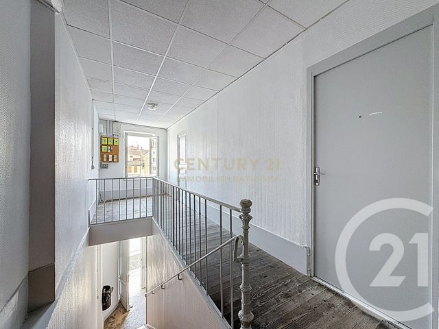 Appartement Studio à vendre - 1 pièce - 29.43 m2 - BOURGOIN JALLIEU - 38 - RHONE-ALPES - Century 21 Immobilier Batigimm