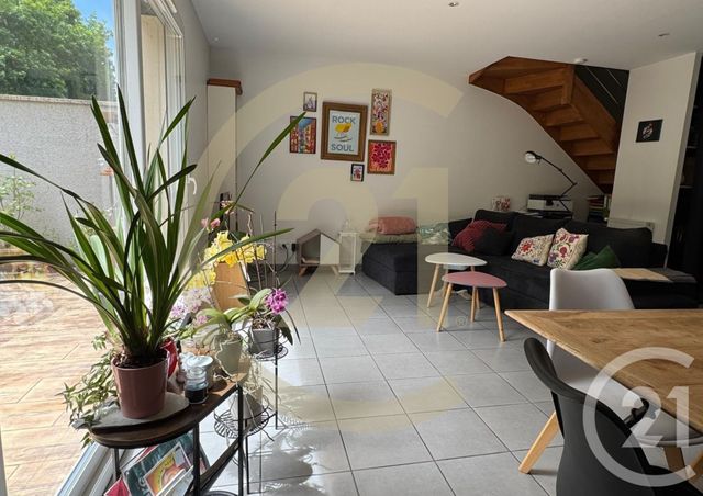 maison à louer - 4 pièces - 95.0 m2 - CESSIEU - 38 - RHONE-ALPES - Century 21 Immobilier Batigimm