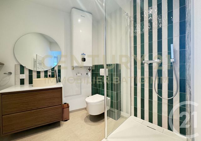 Appartement T2 à louer - 2 pièces - 38.48 m2 - NIVOLAS VERMELLE - 38 - RHONE-ALPES - Century 21 Immobilier Batigimm