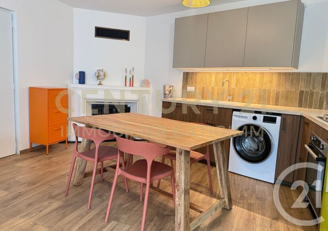 Appartement T2 à louer - 2 pièces - 38.48 m2 - NIVOLAS VERMELLE - 38 - RHONE-ALPES - Century 21 Immobilier Batigimm