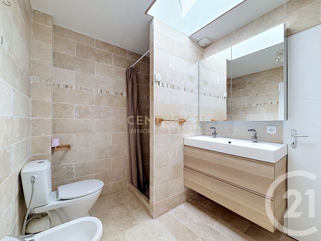 maison à louer - 7 pièces - 165.0 m2 - ST ALBAN DE ROCHE - 38 - RHONE-ALPES - Century 21 Immobilier Batigimm