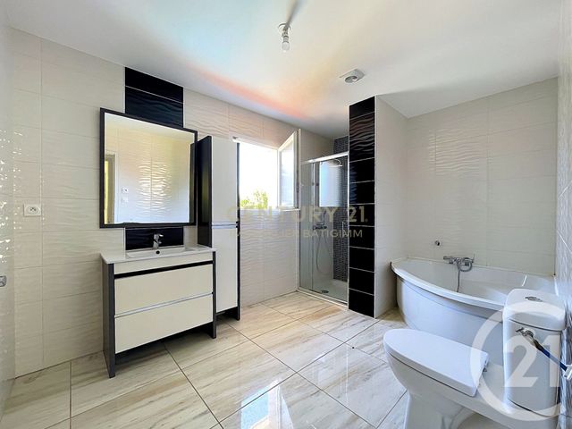 maison à vendre - 4 pièces - 126.0 m2 - ST CLAIR DE LA TOUR - 38 - RHONE-ALPES - Century 21 Immobilier Batigimm