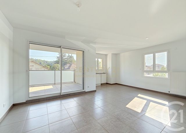 Appartement F3 à vendre - 3 pièces - 64.44 m2 - BOURGOIN JALLIEU - 38 - RHONE-ALPES - Century 21 Immobilier Batigimm