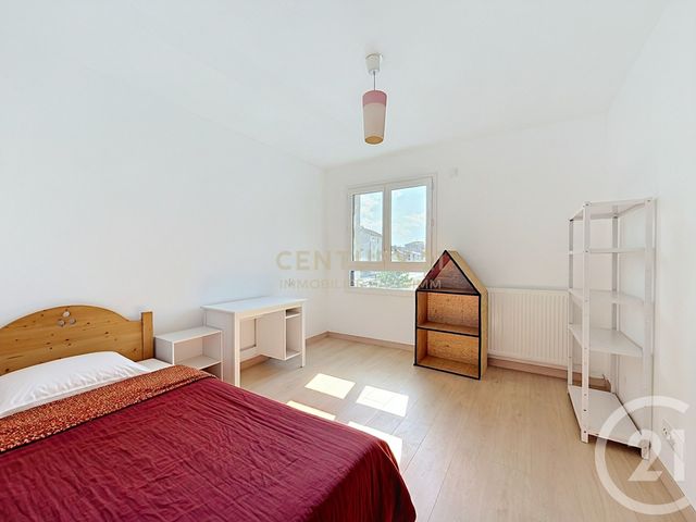 Appartement F3 à vendre - 3 pièces - 64.44 m2 - BOURGOIN JALLIEU - 38 - RHONE-ALPES - Century 21 Immobilier Batigimm
