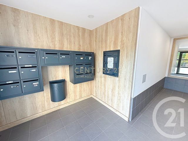 Appartement F3 à vendre - 3 pièces - 64.44 m2 - BOURGOIN JALLIEU - 38 - RHONE-ALPES - Century 21 Immobilier Batigimm