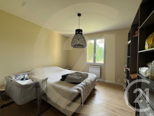 maison à louer - 5 pièces - 115.0 m2 - BOURGOIN JALLIEU - 38 - RHONE-ALPES - Century 21 Immobilier Batigimm