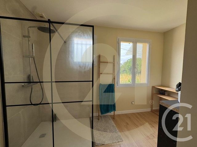 maison à louer - 5 pièces - 115.0 m2 - BOURGOIN JALLIEU - 38 - RHONE-ALPES - Century 21 Immobilier Batigimm