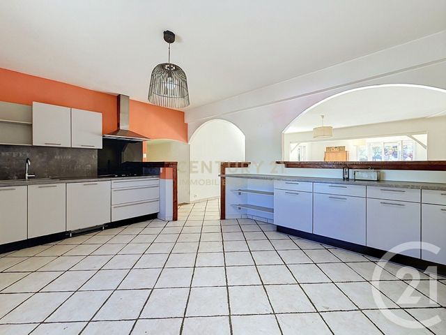 maison à vendre - 8 pièces - 253.13 m2 - BOURGOIN JALLIEU - 38 - RHONE-ALPES - Century 21 Immobilier Batigimm