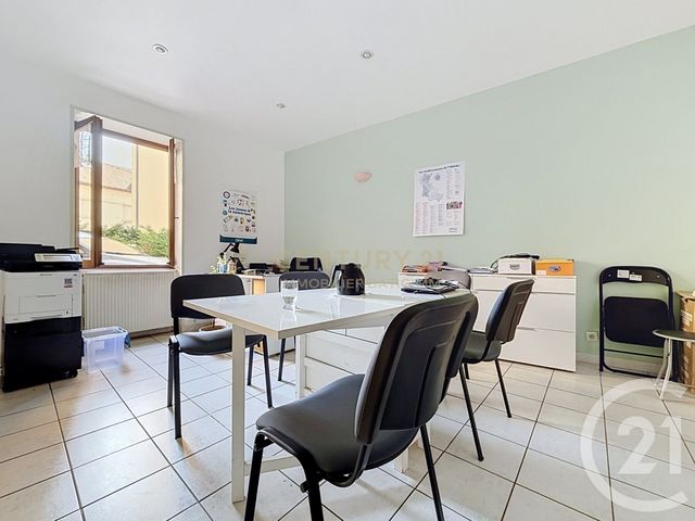 maison à louer - 5 pièces - 180.0 m2 - BOURGOIN JALLIEU - 38 - RHONE-ALPES - Century 21 Immobilier Batigimm