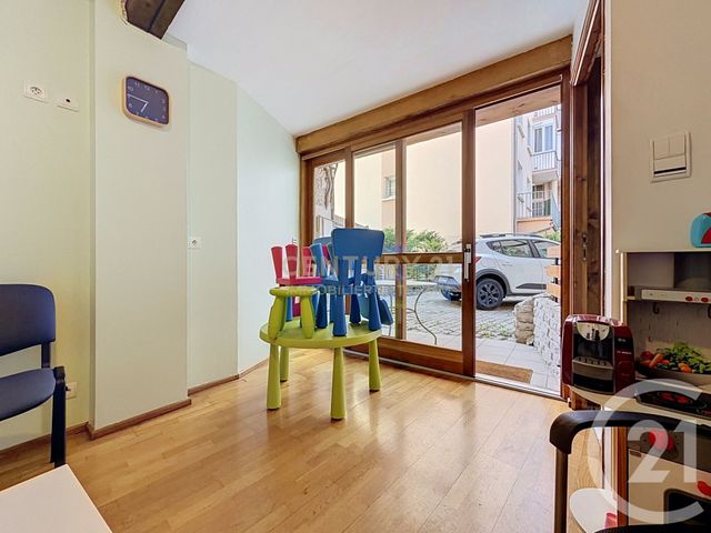 maison à louer - 5 pièces - 180.0 m2 - BOURGOIN JALLIEU - 38 - RHONE-ALPES - Century 21 Immobilier Batigimm