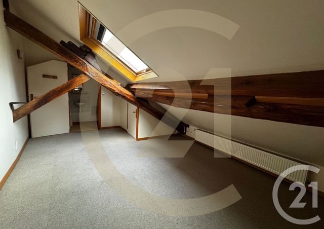 maison à louer - 5 pièces - 180.0 m2 - BOURGOIN JALLIEU - 38 - RHONE-ALPES - Century 21 Immobilier Batigimm
